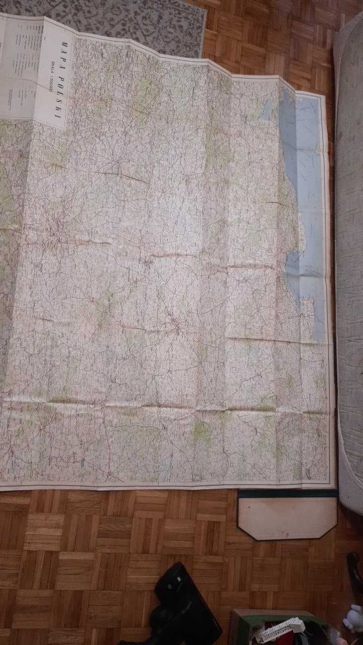 Stara mapa Polski 1:500 000, 1970 rok, 1,6 x 1,5 metra.