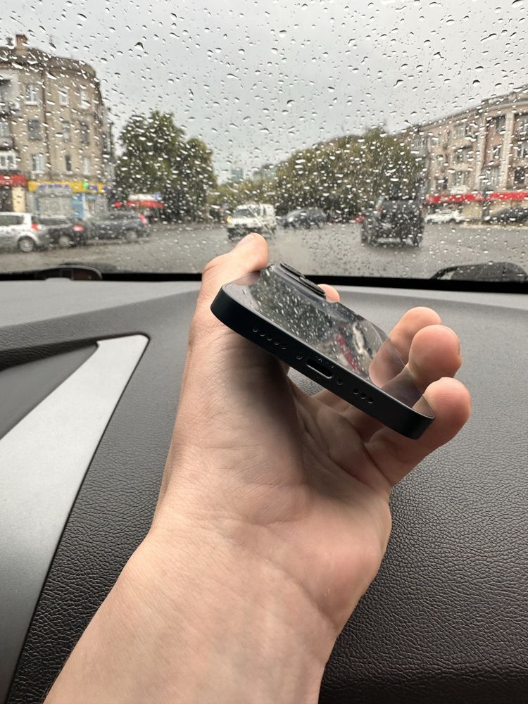 СРОЧНО ПРОДАМ apple iPhone 14 г Самар Новомосковськ