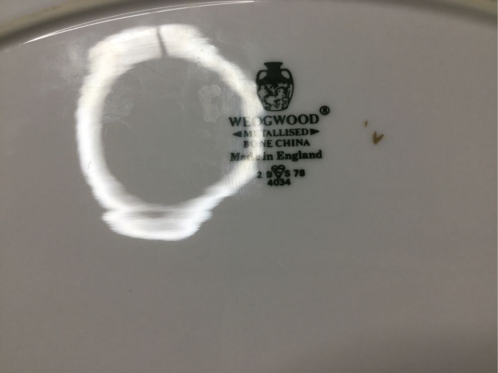 Блюдо Wedgwood 2000 год.