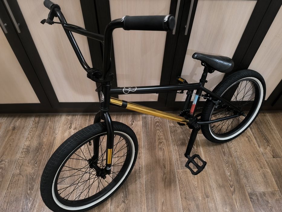 Велосипед трюковий BMX