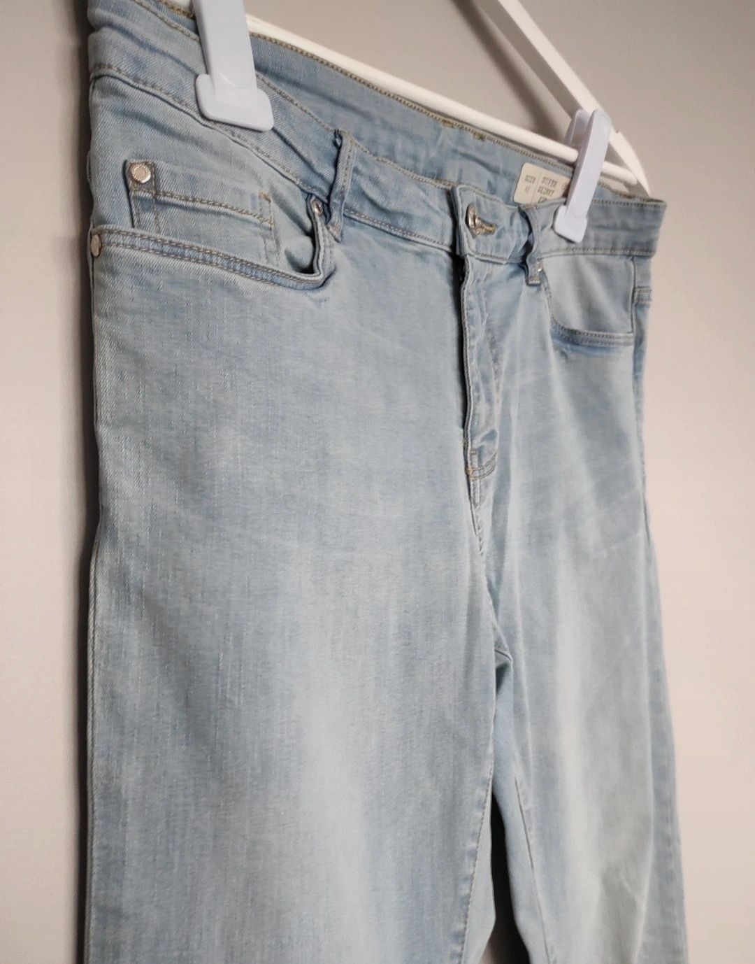 Jasne dżinsy ,jeansy rurki r. Xl 42