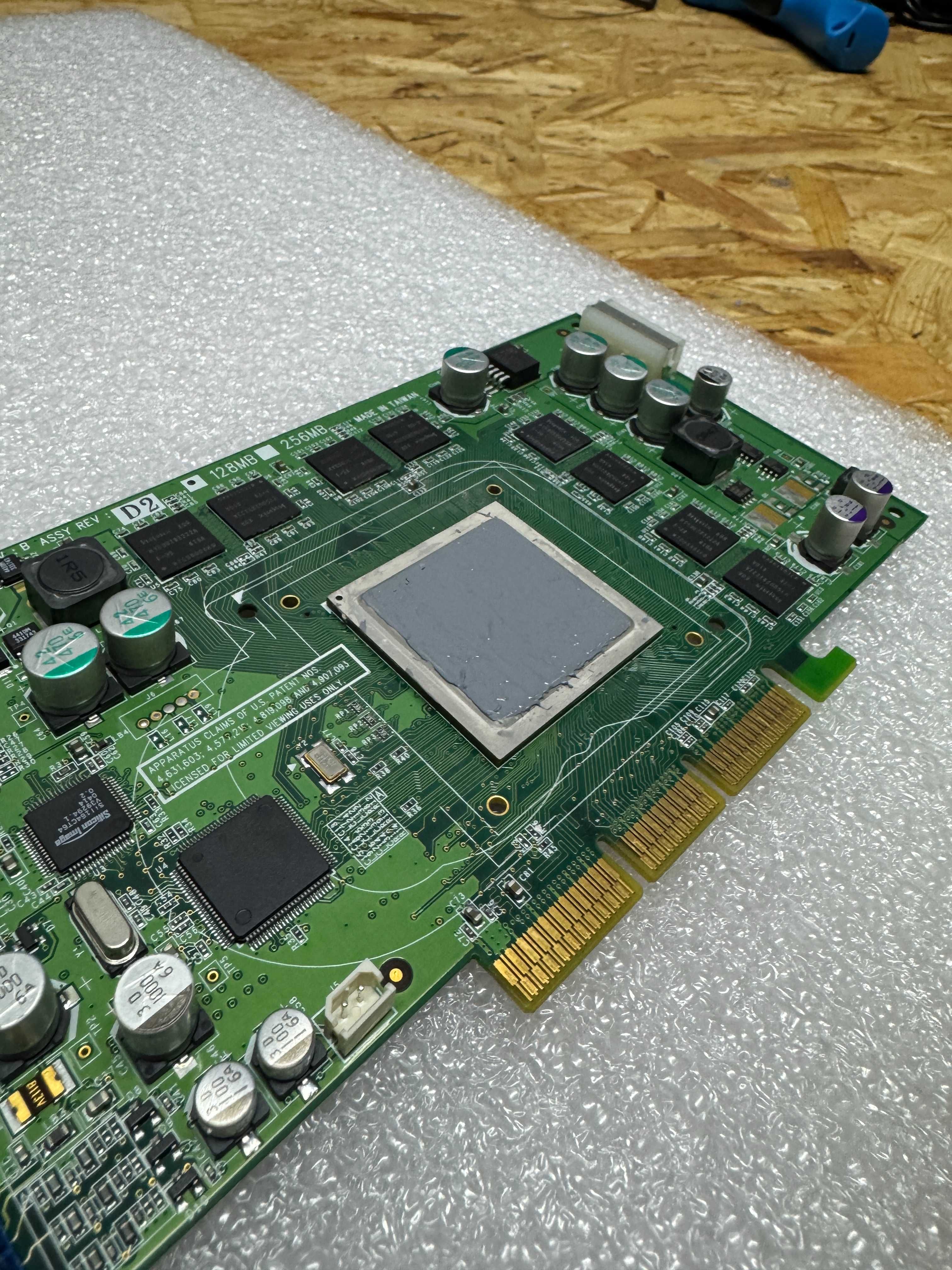 Leadtek WinFast GeForce FX 5900XT 128 MB AGP -  Leadtek WinFast A350XT