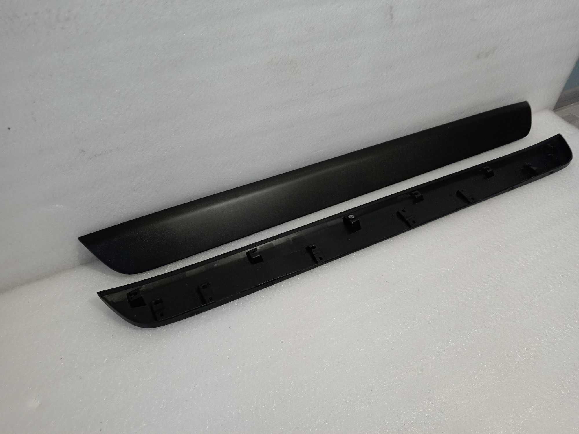 Накладка двери багажника нижняя Toyota Rav4 19-24 7680242140