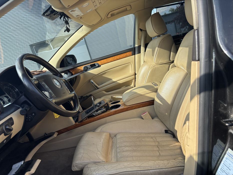 Volkswagen Phaeton 3.2 benzyna, kolor LR9V, bez silnika