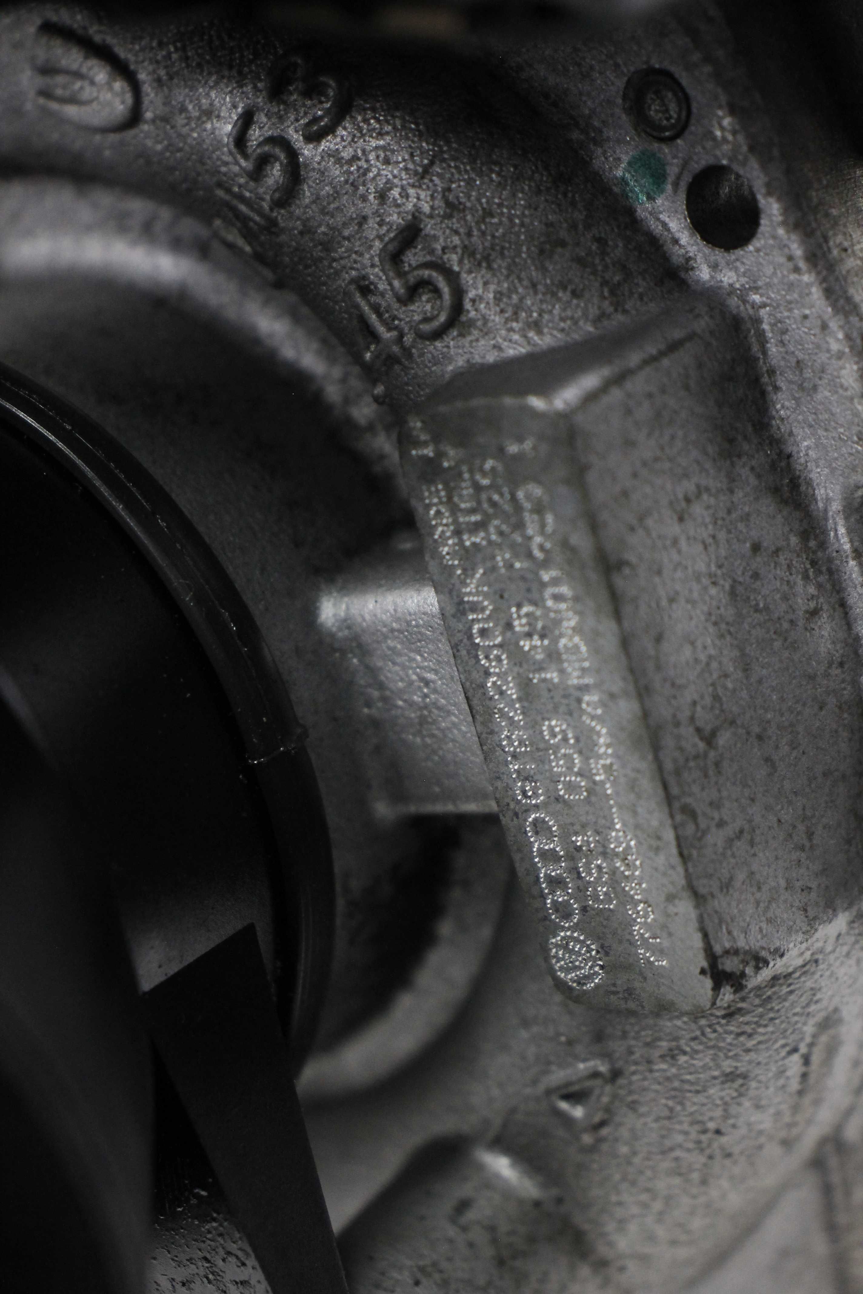 turbina Audi A4 b8 A5 8T A6 Q7 3.0 V6 Tdi nastawnik turbosprężarka