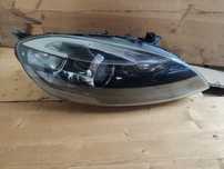 Ótica lado esquerdo  xenon Volvo v40