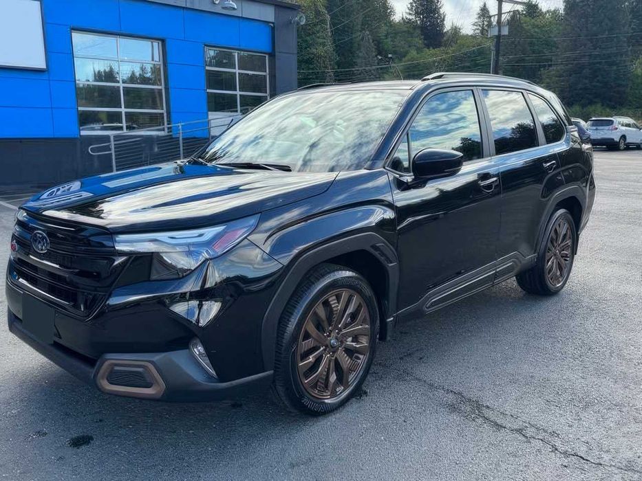 Subaru Forester Sport      2025
