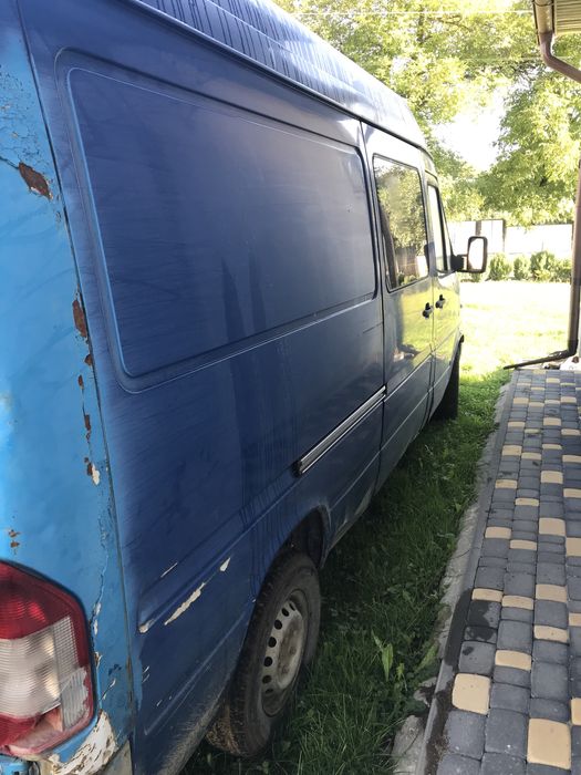 Прода спрінтера груз пас