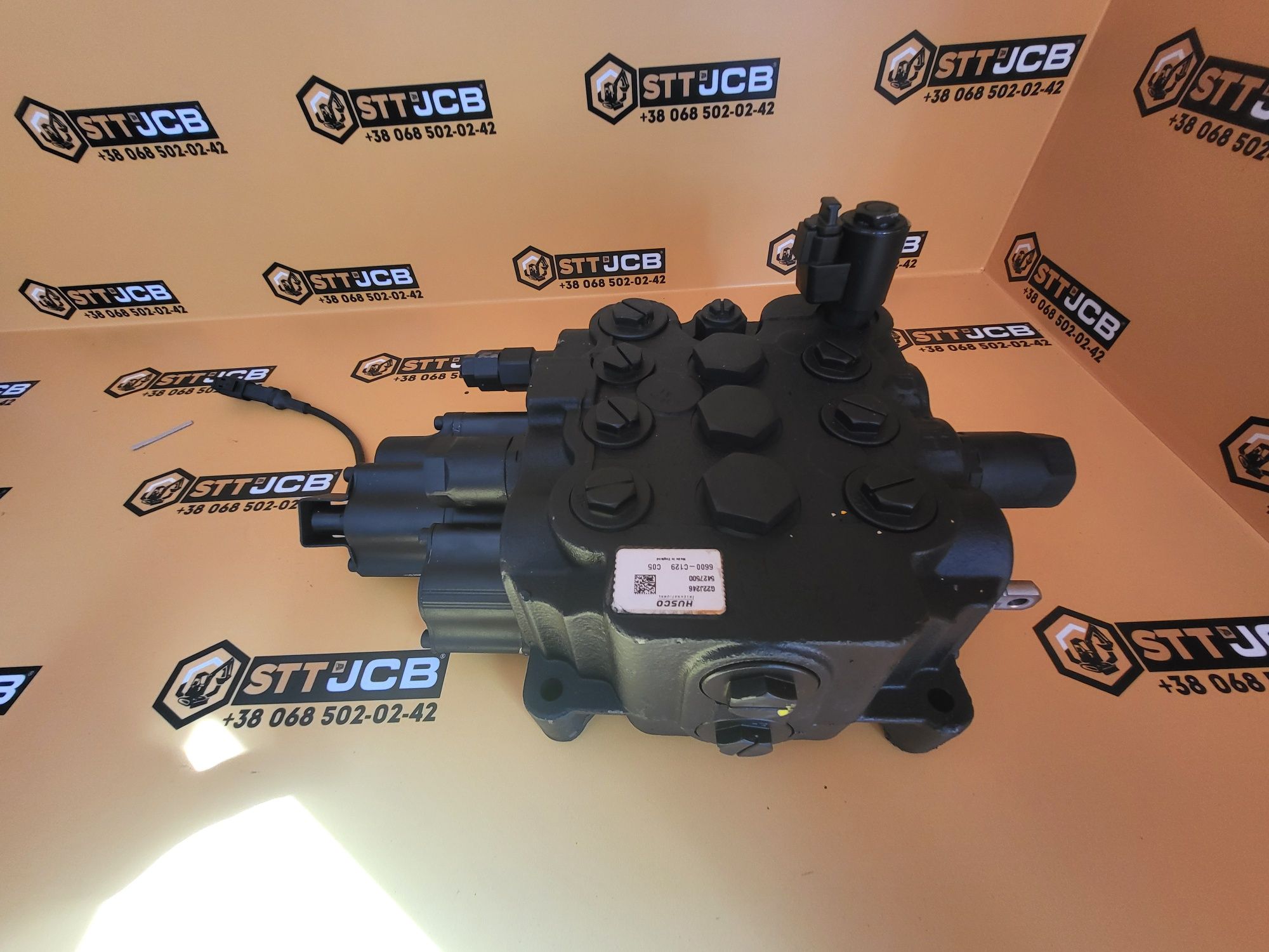 Розподільник передній Jcb 3 cx 4 cx