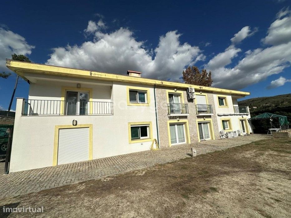 Quintinha de excelência situada no concelho de Trancoso Aldeia Nova .