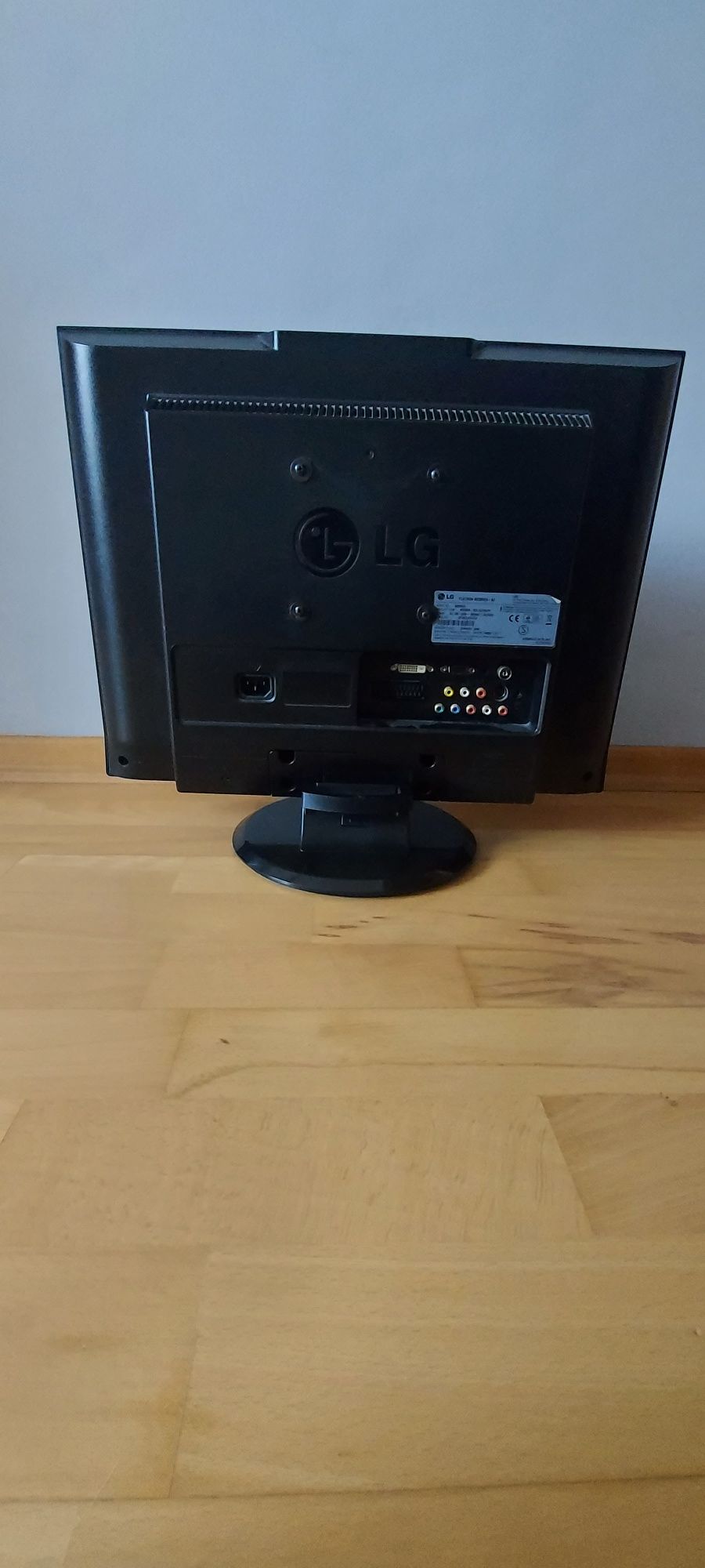 Monitor/telewizor lg m 208 wa-bz