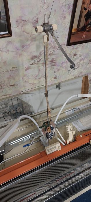 В'язальна машина Brother