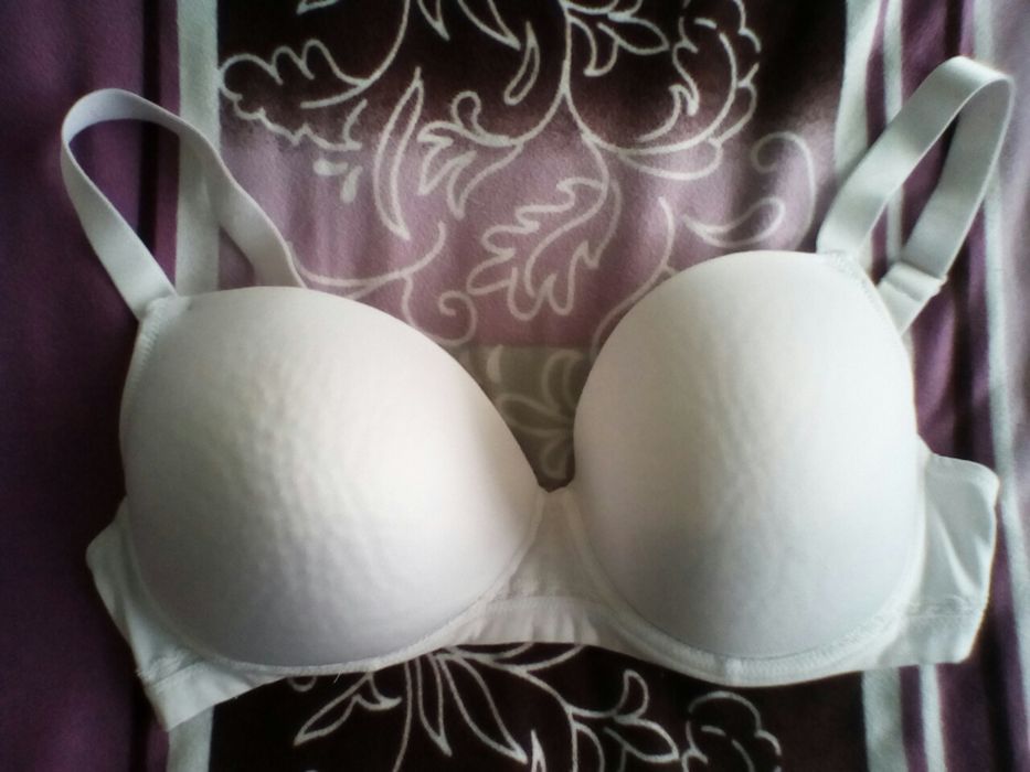 Бюстгалтеры  разные