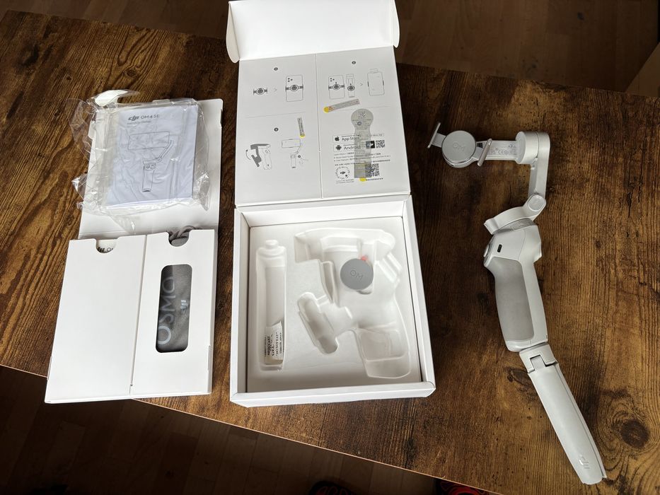 DJI OSMO Mobile 4SE Мобільний стабілізатор