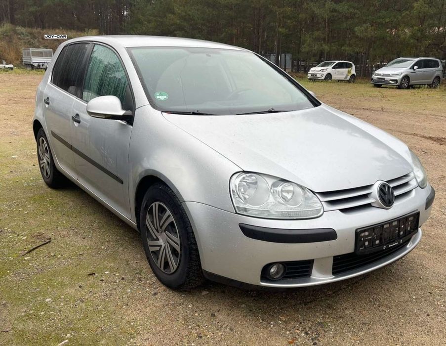 Vw golf 5 1,6 mpi srebny