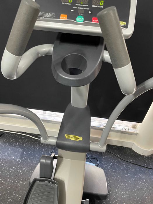 Elítica SYNCHRO Excite 500 Technogym