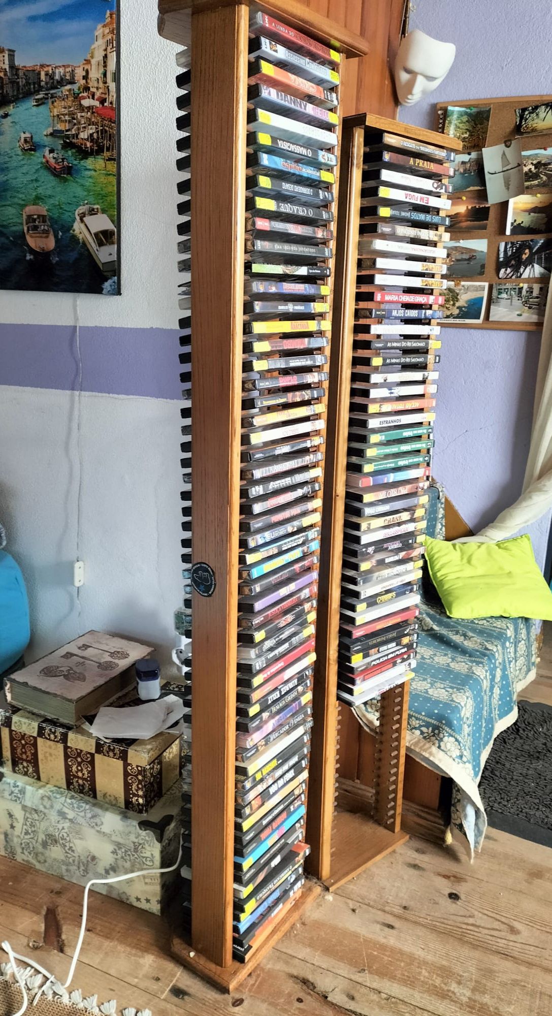 Coleção de DVDs com mostradores