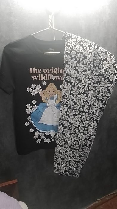 Женская пижама, хорошего качества.