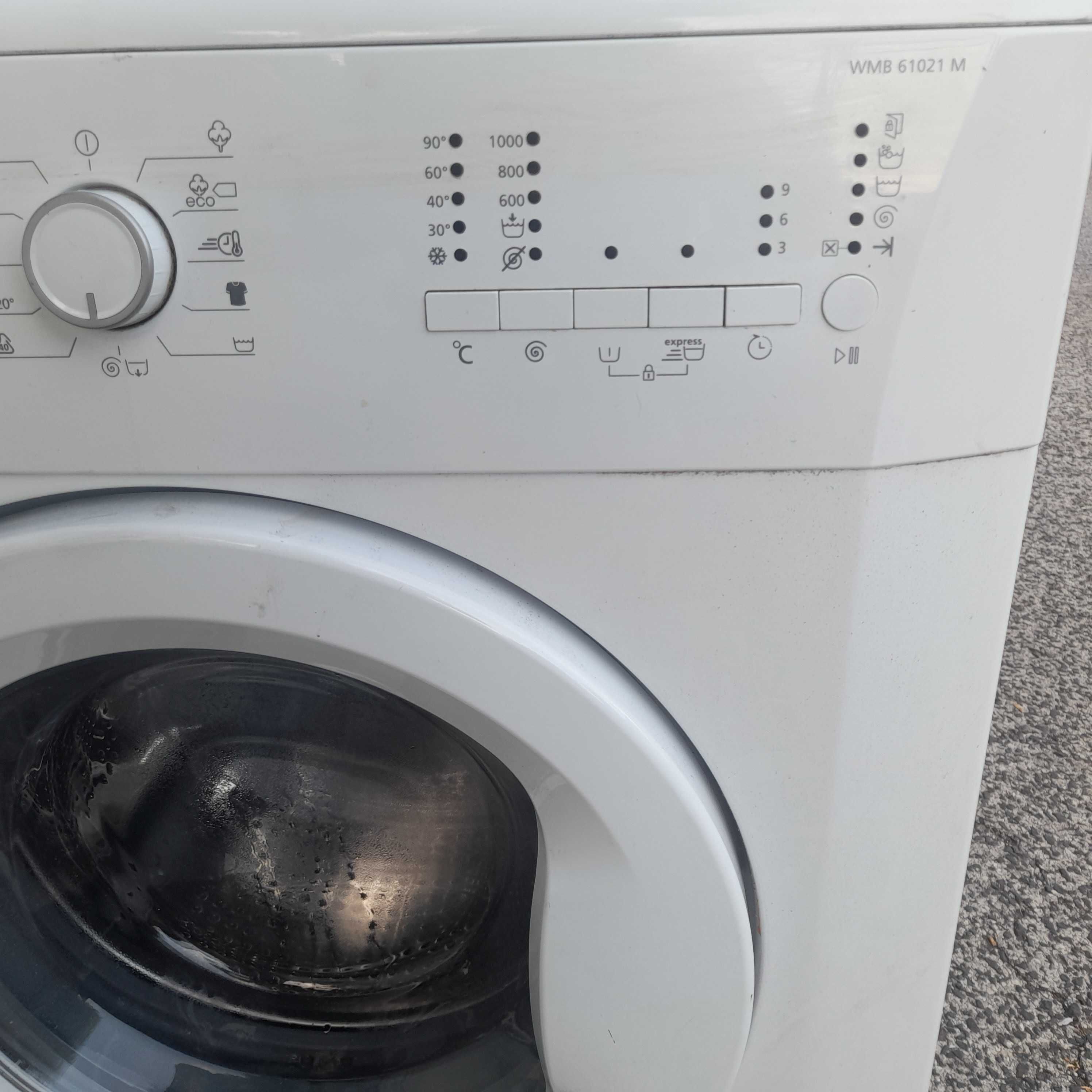 maquina de roupa  6 quilos 1000 rpm