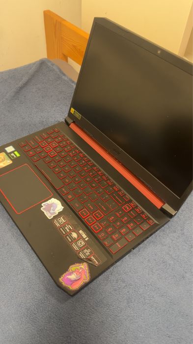 Laptop Gamingowy Acer nitro 5
