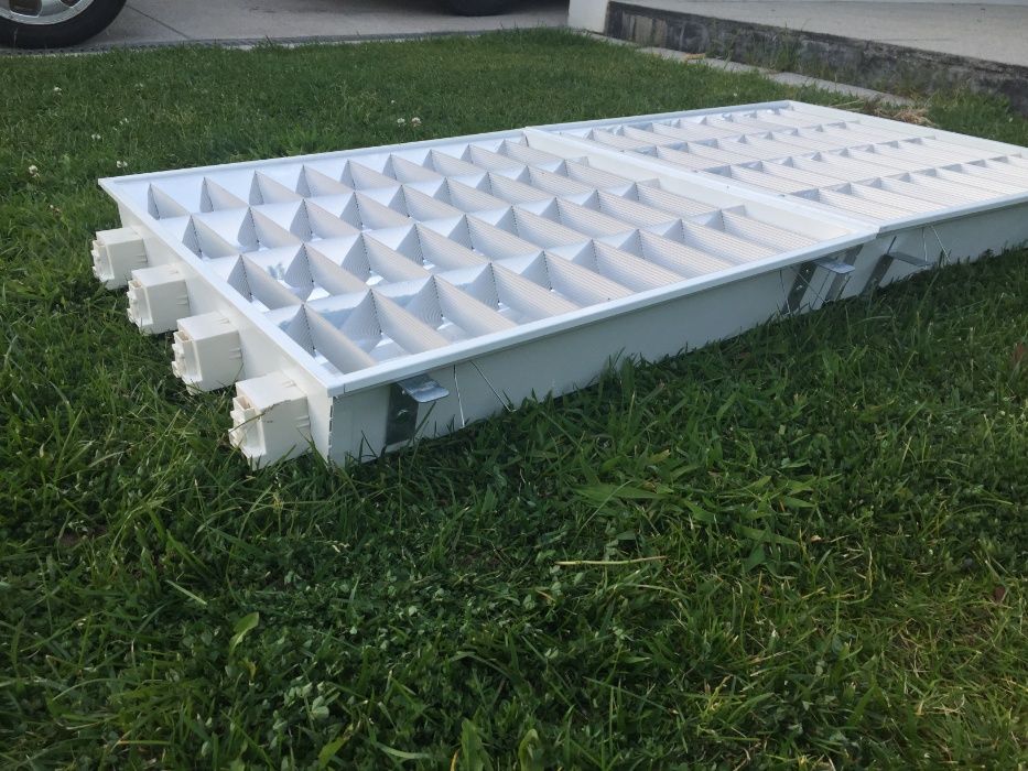 2x Armaduras 60x60 + 8 lâmpadas T8 Osram 18W