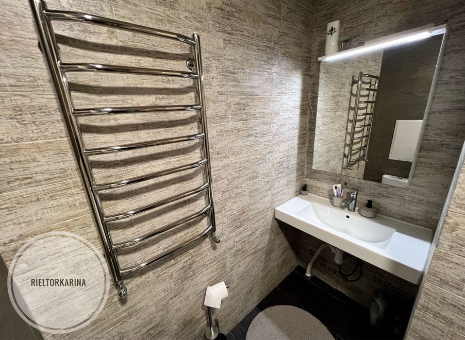 ТЦ Кіт/Скороходова 2к квартира з індивідуальним газ. Опаленням