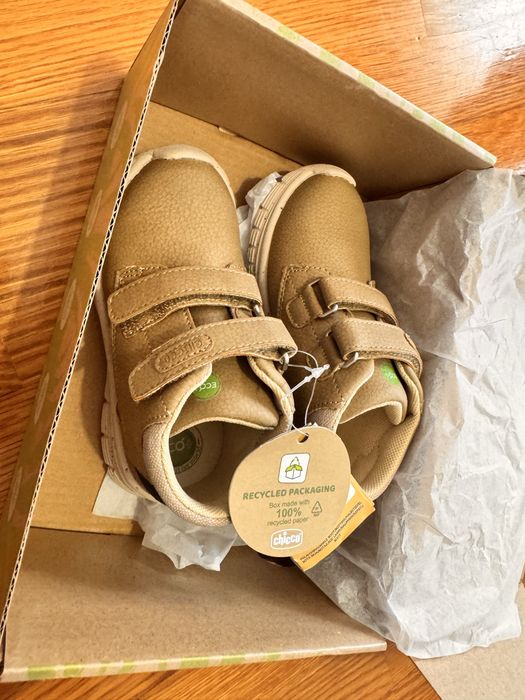 Sapato botas chicco novas