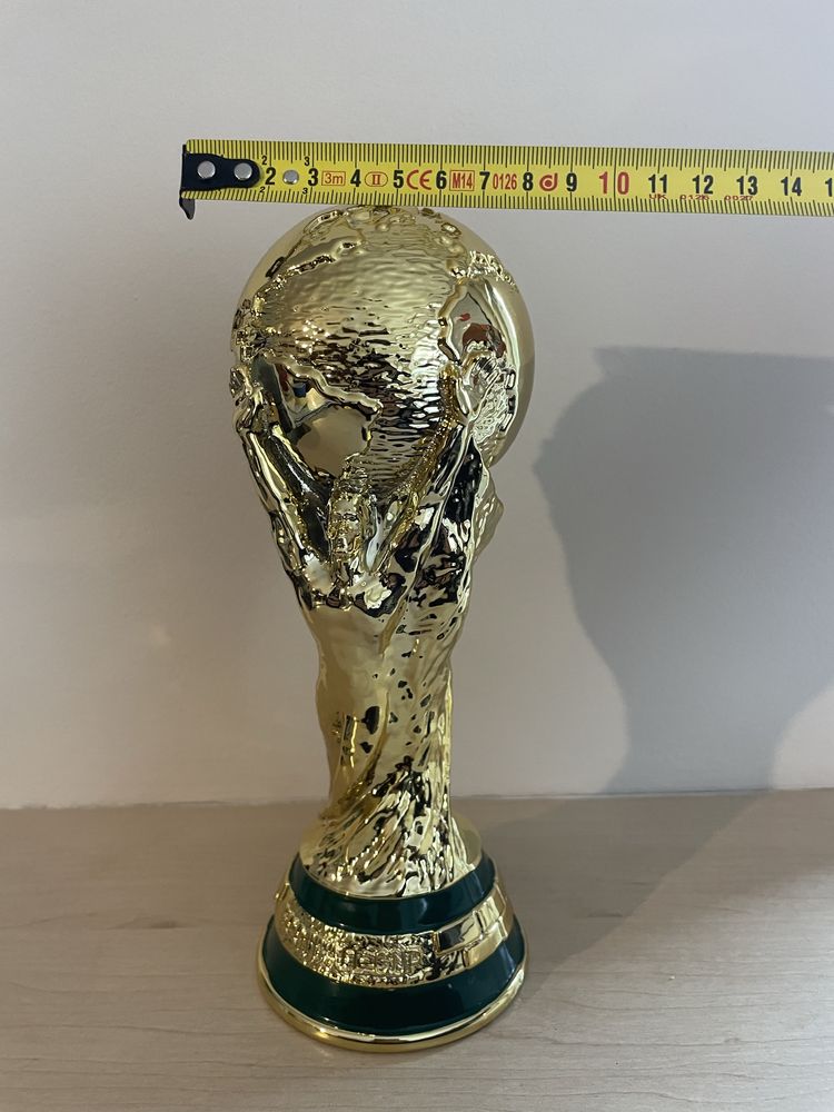 Rzeźba/Trofeum Puchar Świata w piłce nożnej, FIFA World Cup.