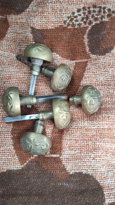 Klamki do drzwi mosiężne