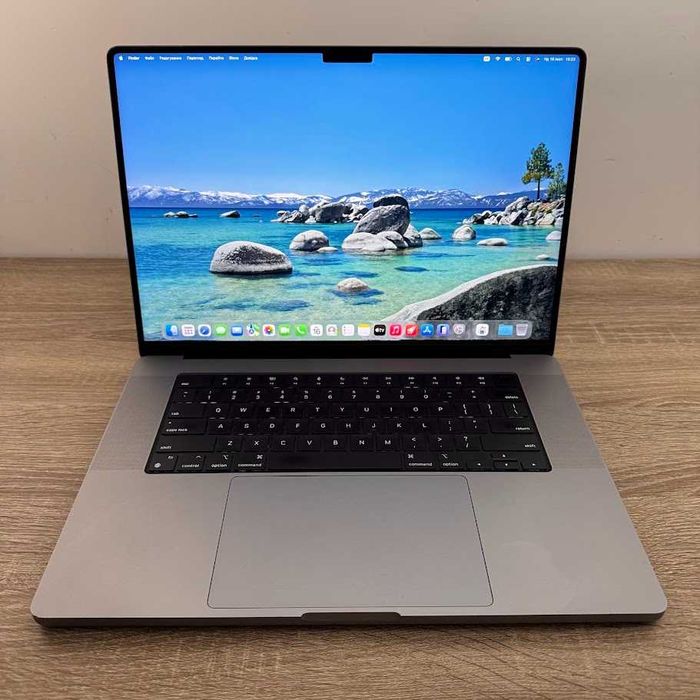 Macbook Pro 16" 2021 M1 Pro / 32Gb DDR5 / SSD 512Gb акб:90% (M0915)