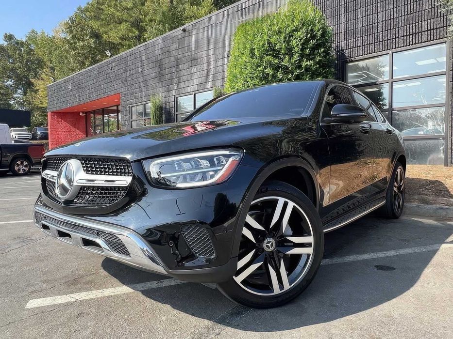 Mercedes-Benz GLC 300 Coupe 4MATIC      2021