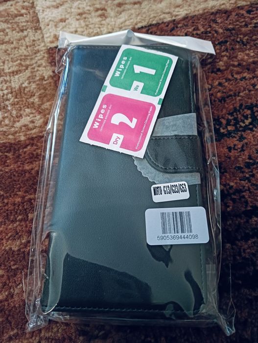 Etui na telefon plus szkło