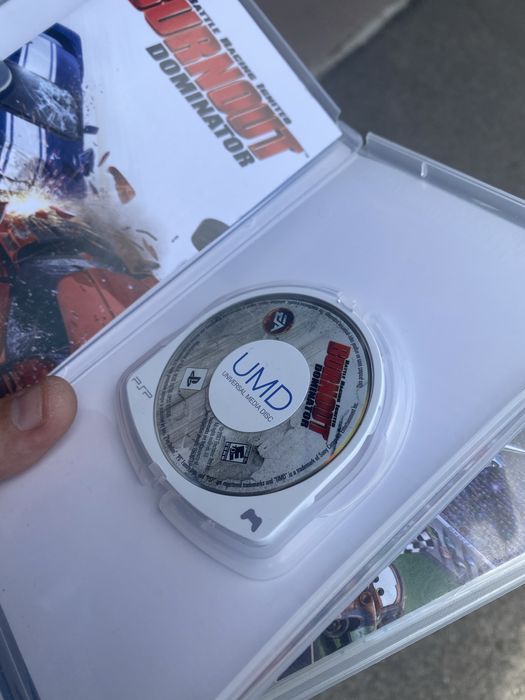 Лот дисків для psp, xbox, ps2, sega