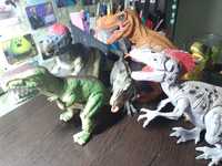 Іграшкові динозаври + декорації