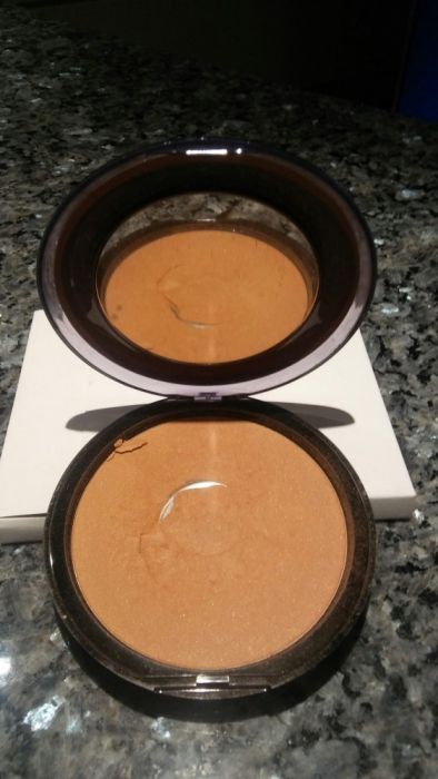 Bronzer puder z drobinkami Sephora puder w kremie camel kosmetyk