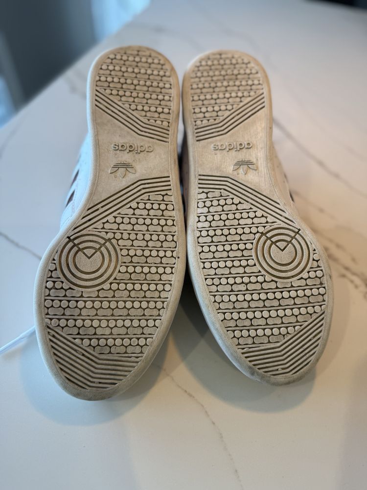 Tenis Continental com riscas bourdeaux