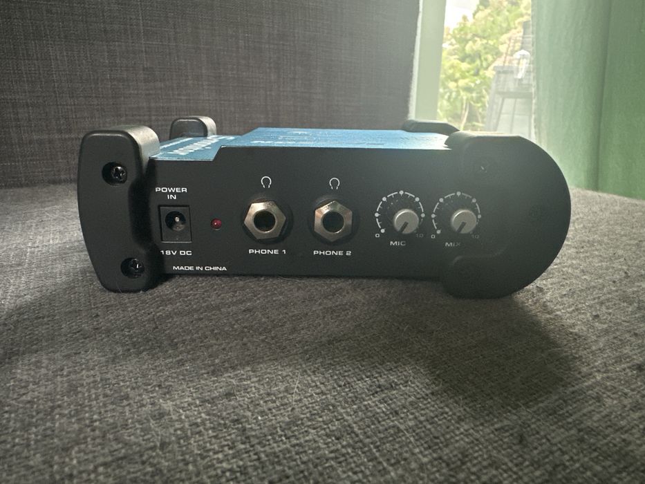 SAMSON S-Amp (Mini) 4-ro kanałowy wzmacniacz słuchawkowy