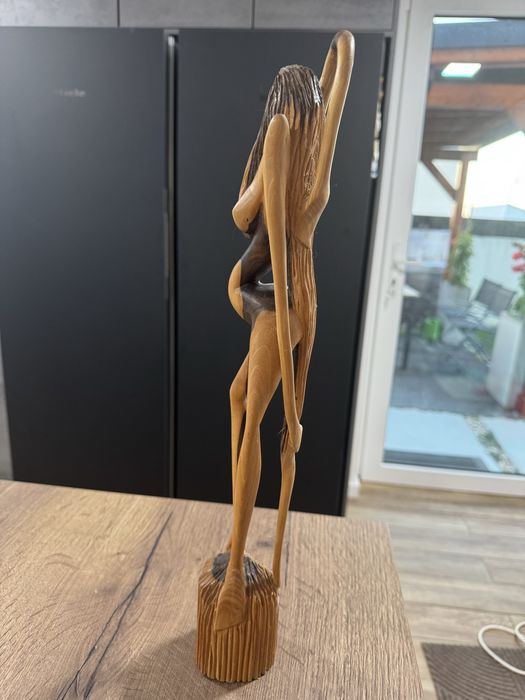 Escultura em madeira arte africana