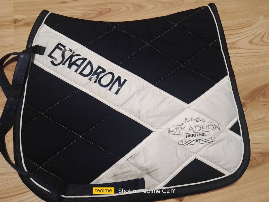 Czaprak eskadron biały