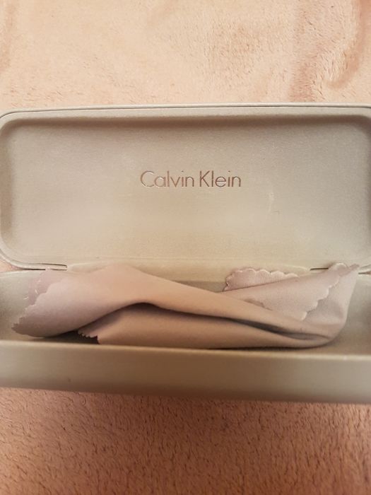 Orginalne okulary przeciwsłoneczne damskie Calvin Klein