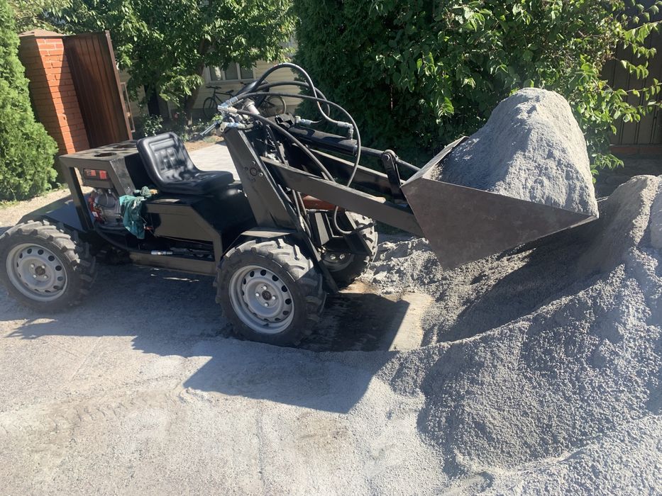 Міні навантажувач погрузчик міні трактор мотоблок