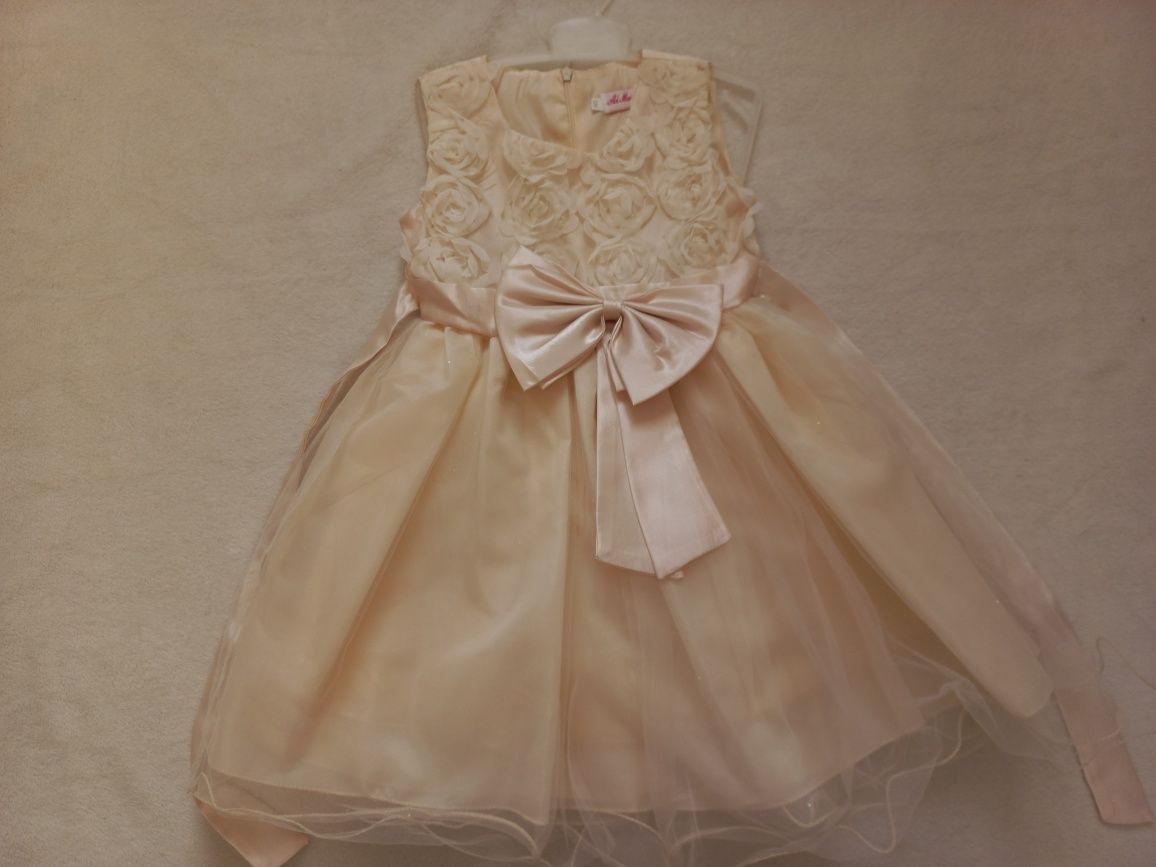 Святкова сукня для дівчинки Платье с бантом