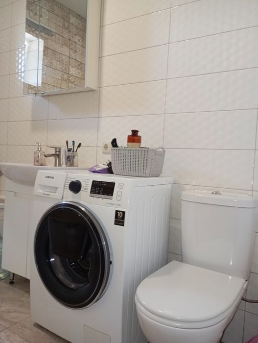 Продам шикарный дом на голубом озере Елизаветовка/Каменское