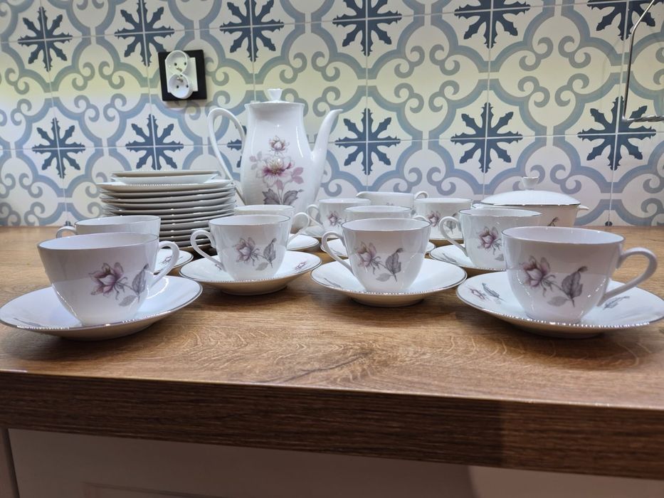 Zestaw kawowy porcelanowy