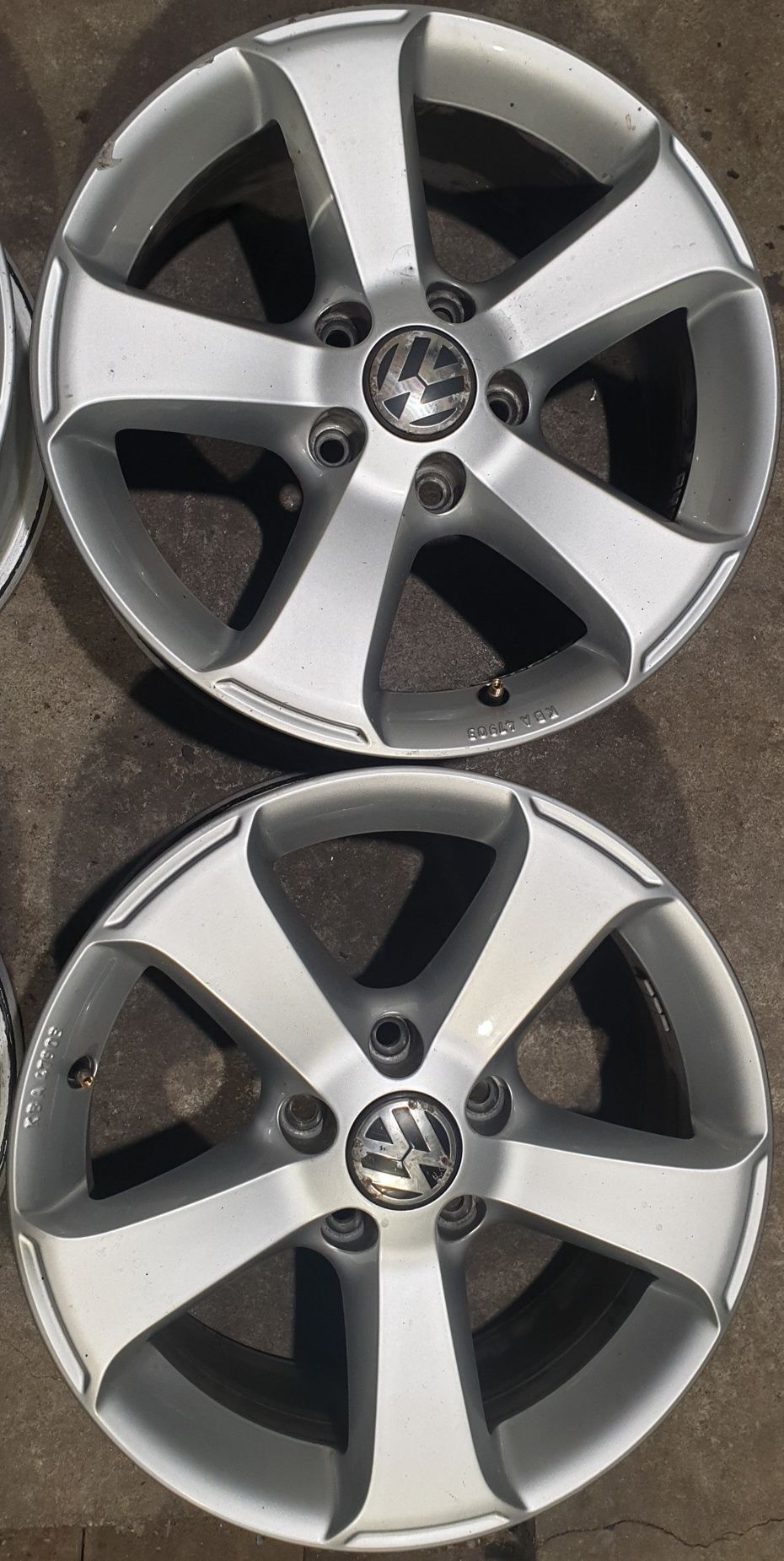 Alufelgi Volkswagen 16 5x112 6.5J ET 33 Felgi oryginalne Golf Passat