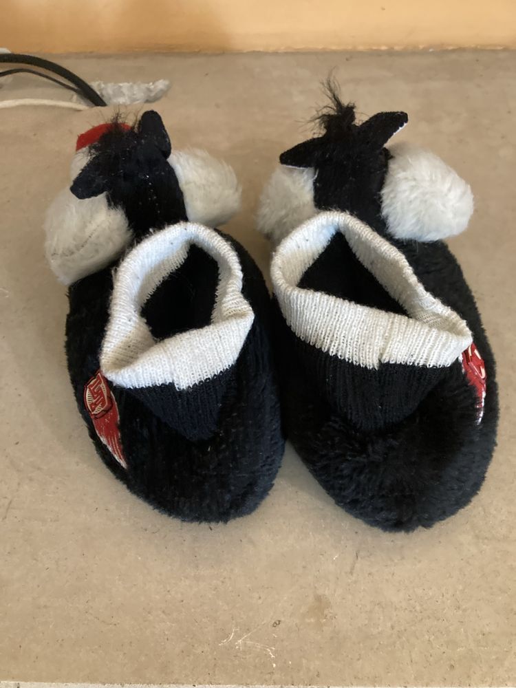 Pantufas de criança n 29 em bom estado