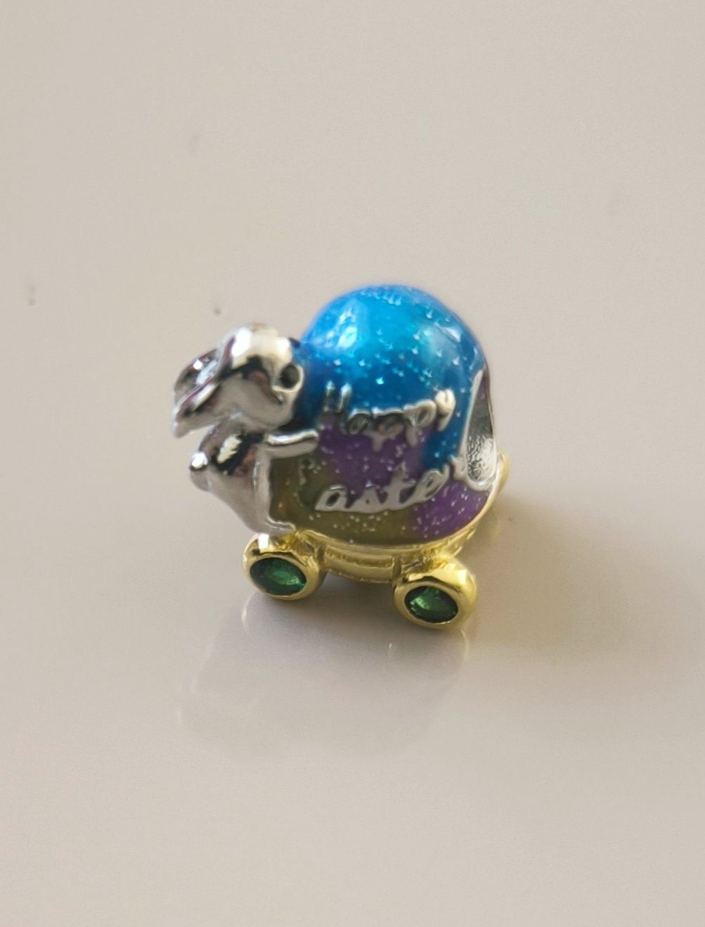 Charms zawieszka srebrna Królik Wielkanocny z Jajkiem S925