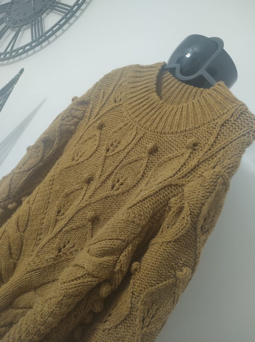 Orsey Ciepły musztardowy sweterek rozmiar L
