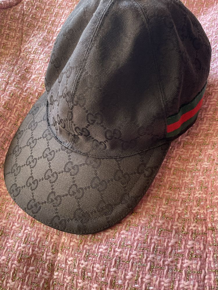Монограмна кепка gucciз дефектом монограммная кепка gucci