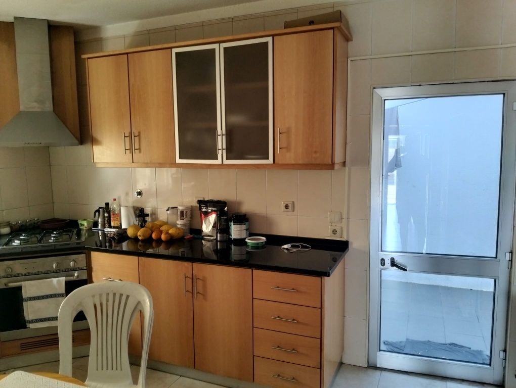 Quarto para arrendar